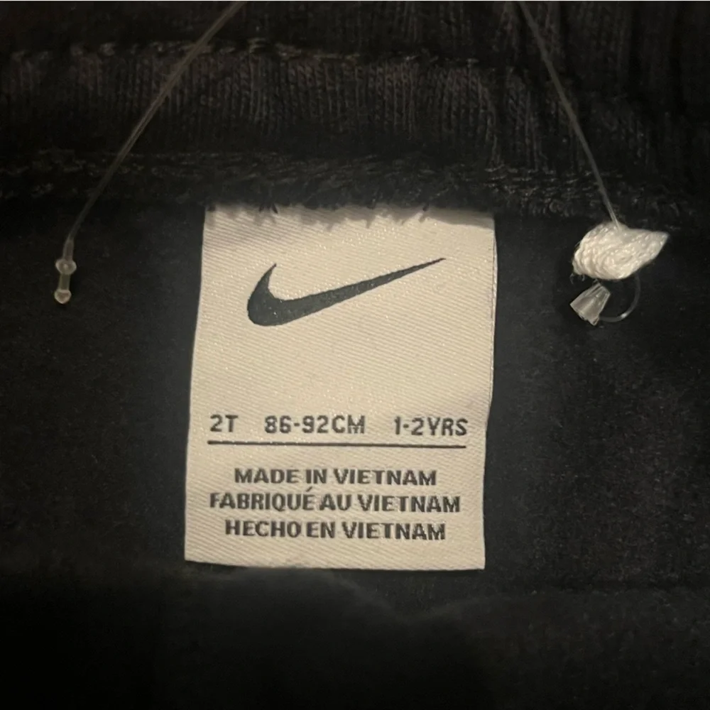 NWT Nike Toddler Boys 2 Piece Set